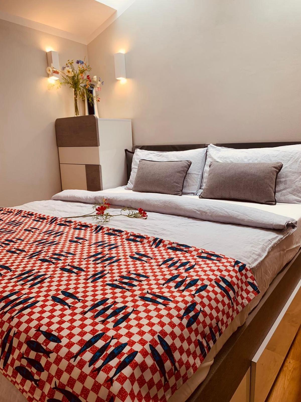 Seeblickwohnung Sirmione - Fronte Lago Mit Privatsteg 외부 사진